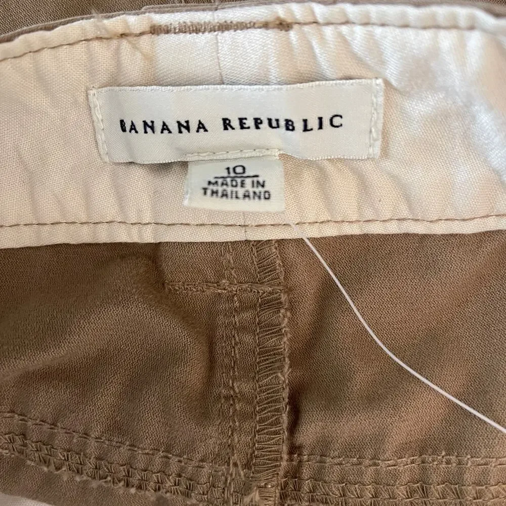 Banana Republic Khaki Chinos Wide Leg Dark Tan 10 NEW